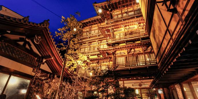 渋温泉 歴史の宿 金具屋(長野県 旅館) / 1