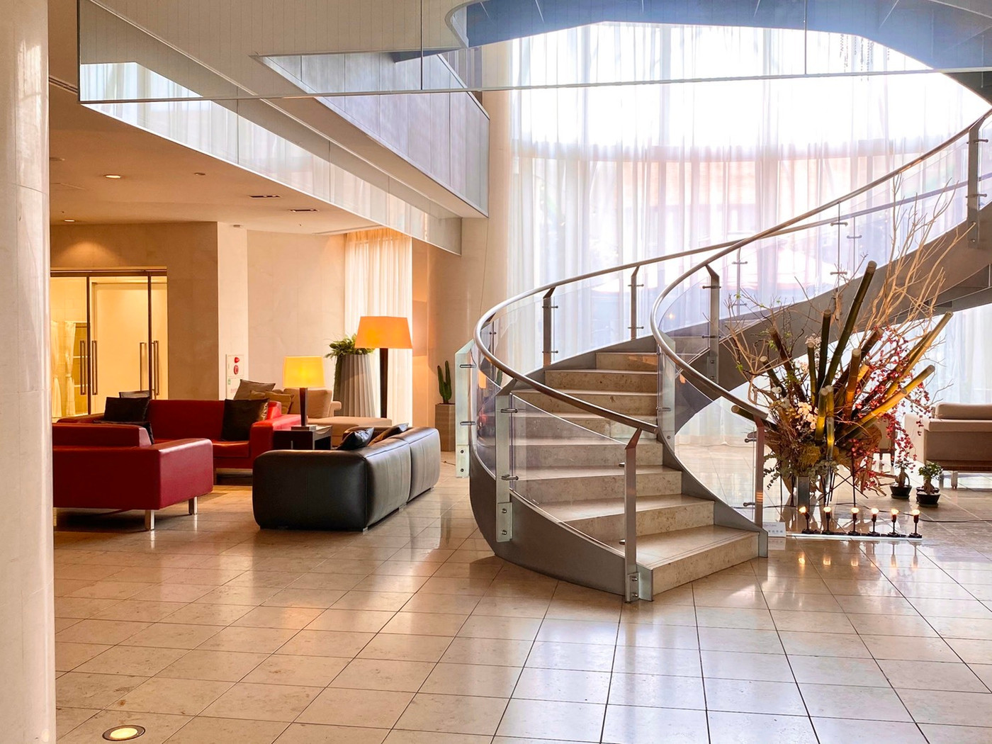 乗馬体験にも観光にも便利。アクセス抜群のシックなホテル3405327