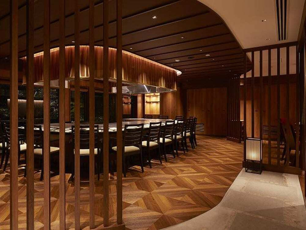 レストラン