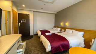 特別室 デラックスツインルーム - 富士山側 テラス付き (25.64平米)