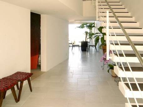 Private Resort Hotel RENN / 2