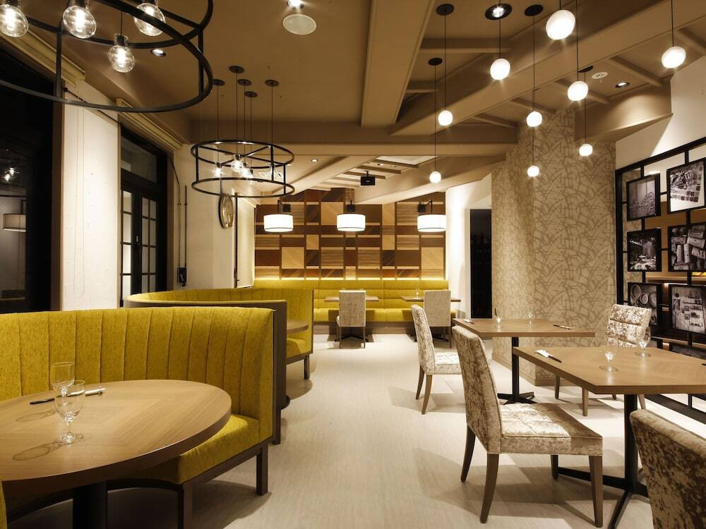 ロビーラウンジ