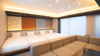 デラックス 4 人部屋