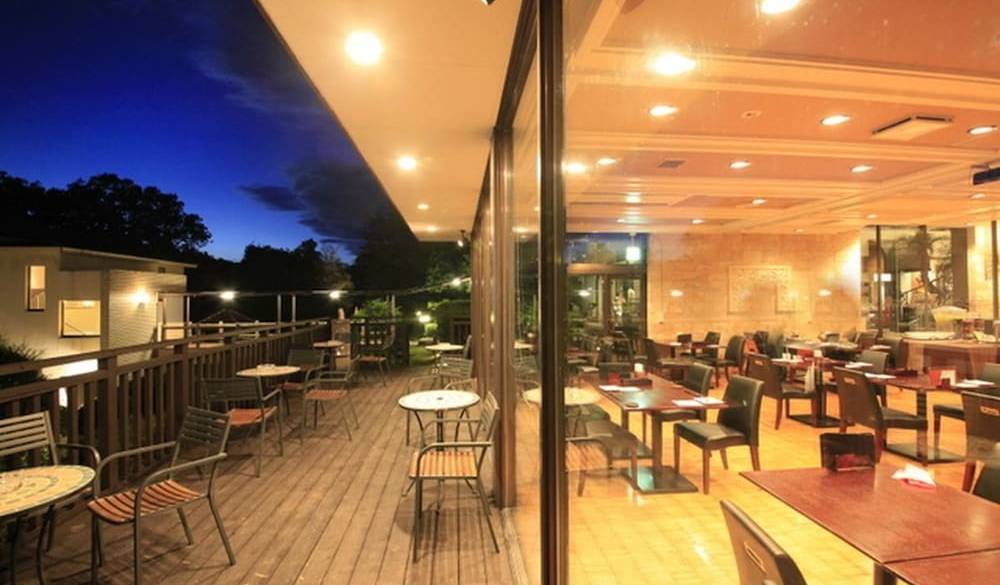 小腹が空いたら
「プルシル」で夜食を / 1