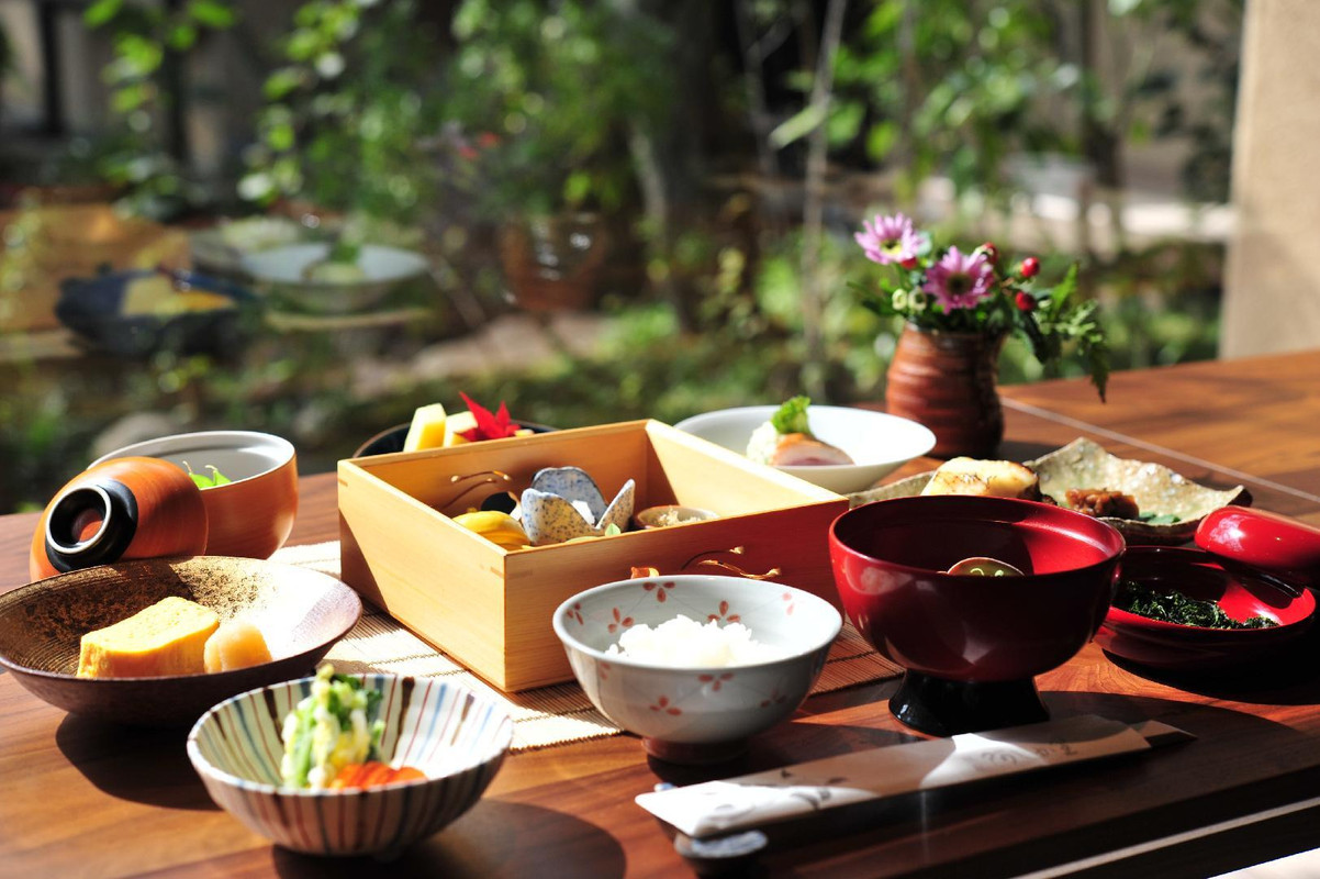 朝食