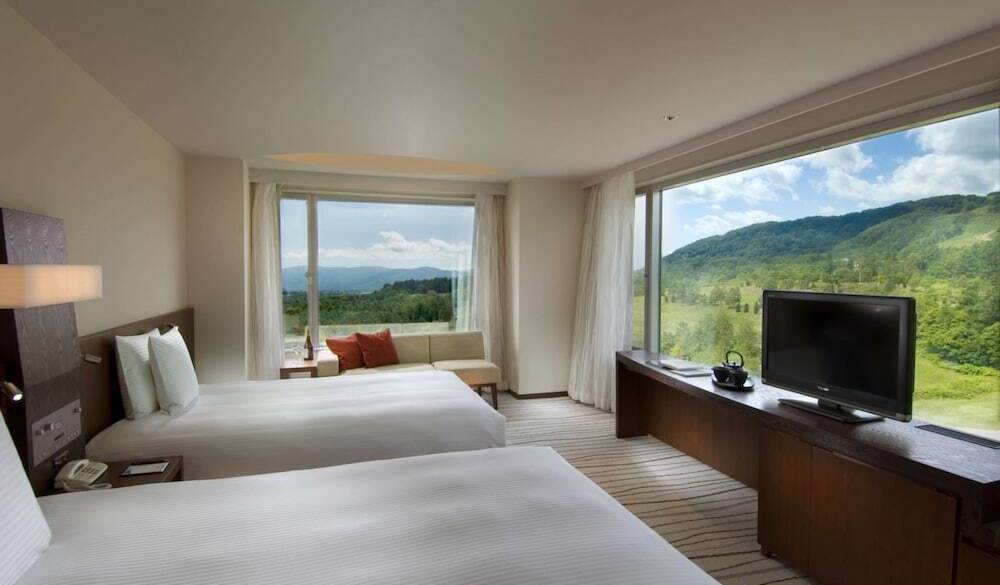 デラックスパノラマツイン / 1