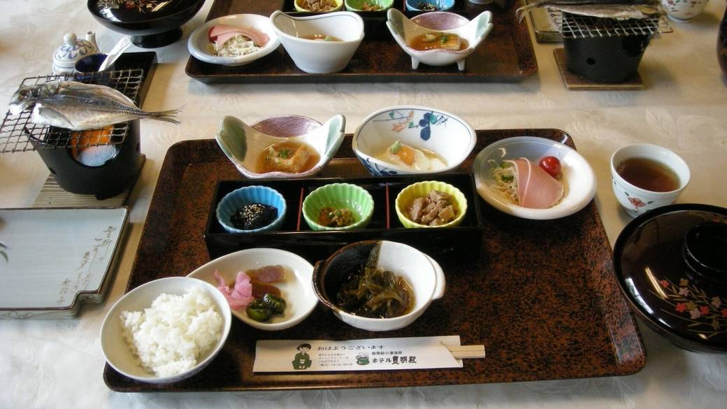 ちょっぴりワクワク♪
自分で干物を焼く朝食 / 1