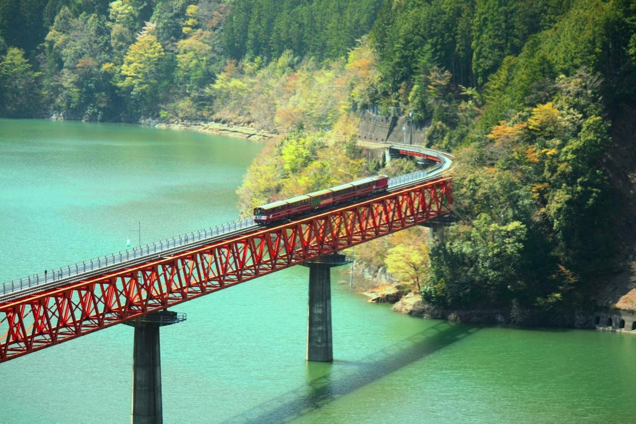 日本で唯一の絶景に出会える大井川鉄道760962