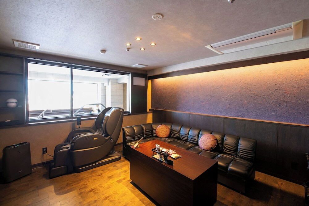 露天風呂・サウナ付特別室 和/リビング