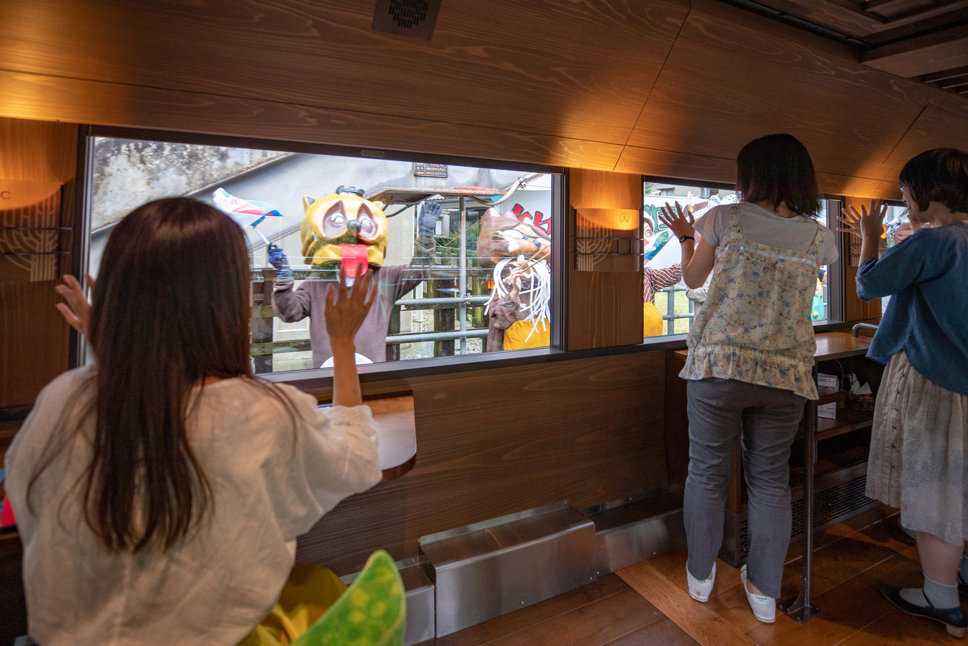 心が和む沿線のかわいい仲間たちにも注目♪2526064