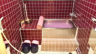 ツインルーム　共用バスルーム　 禁煙