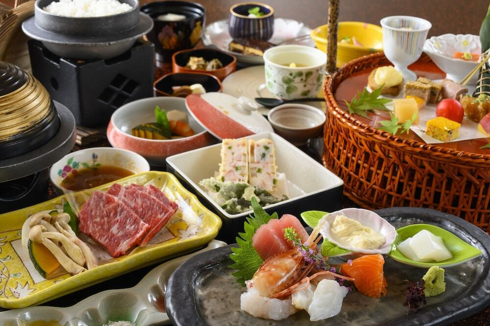 夕食／会席料理一例①