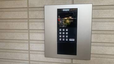 施設の入り口 / 4