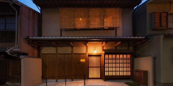 鈴 京都宮川筋 hitotose 穐 -Aki-（京都府 町家） / 1