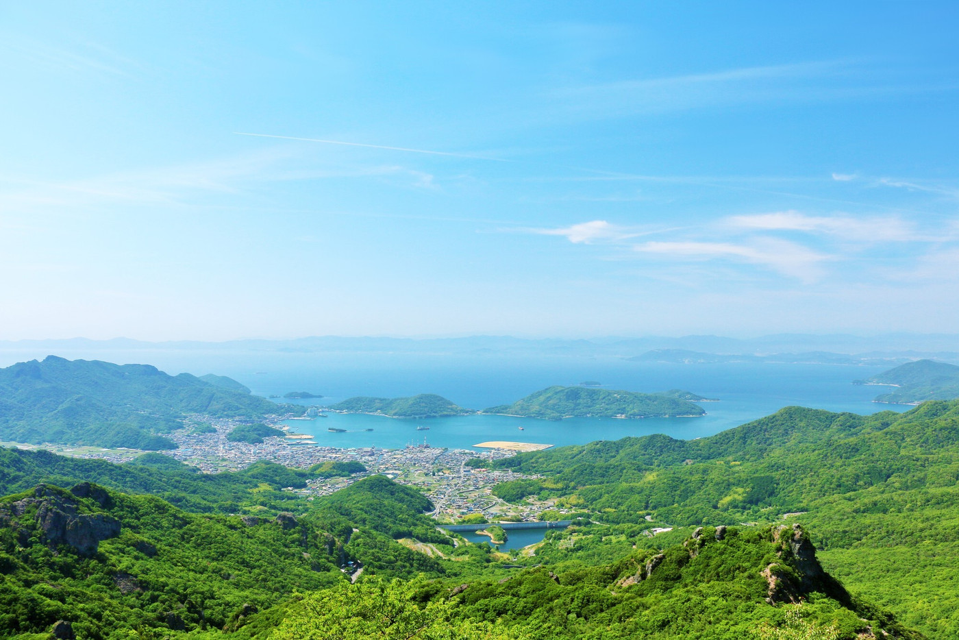 香川県　小豆島　青空の寒霞渓展望台