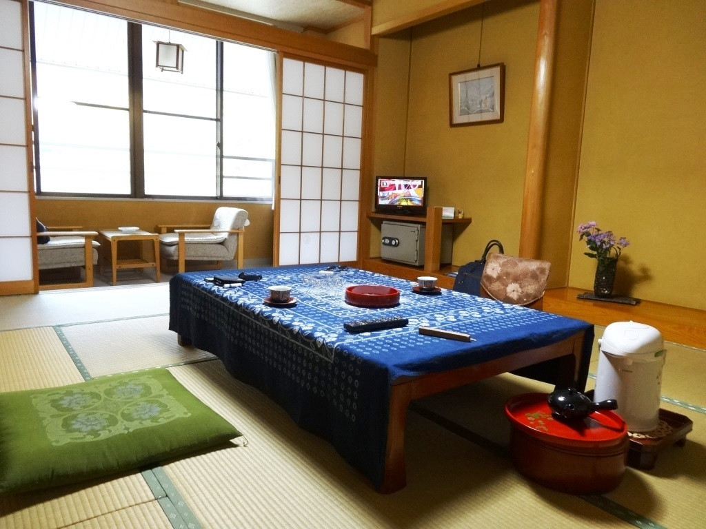 名勝天然記念物「清津峡」の迫力を間近に感じられる温泉4077350