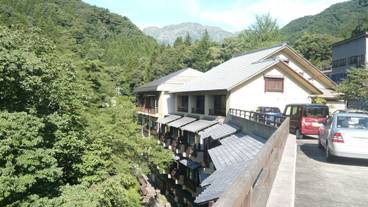 施設の敷地 / 19