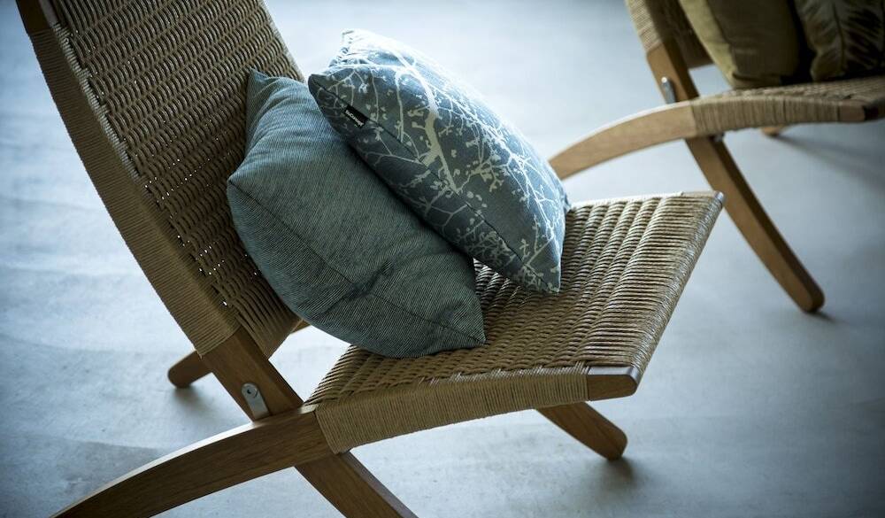 客室のイスとクッション / 2