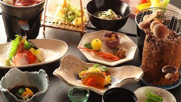 食事・飲み物 / 12