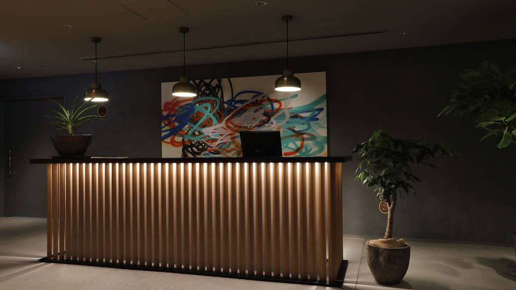 自動チェックイン機で
スマートに手続き / 1