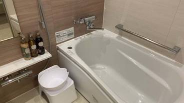 スタンダードダブル バスルーム / 4