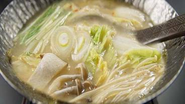 食事・飲み物 / 4