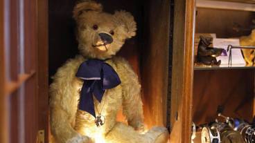 ロビーラウンジ / 3