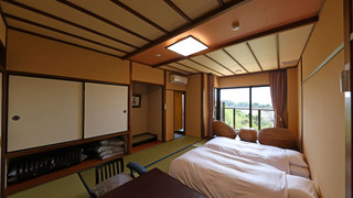 温泉露天つき和室10帖