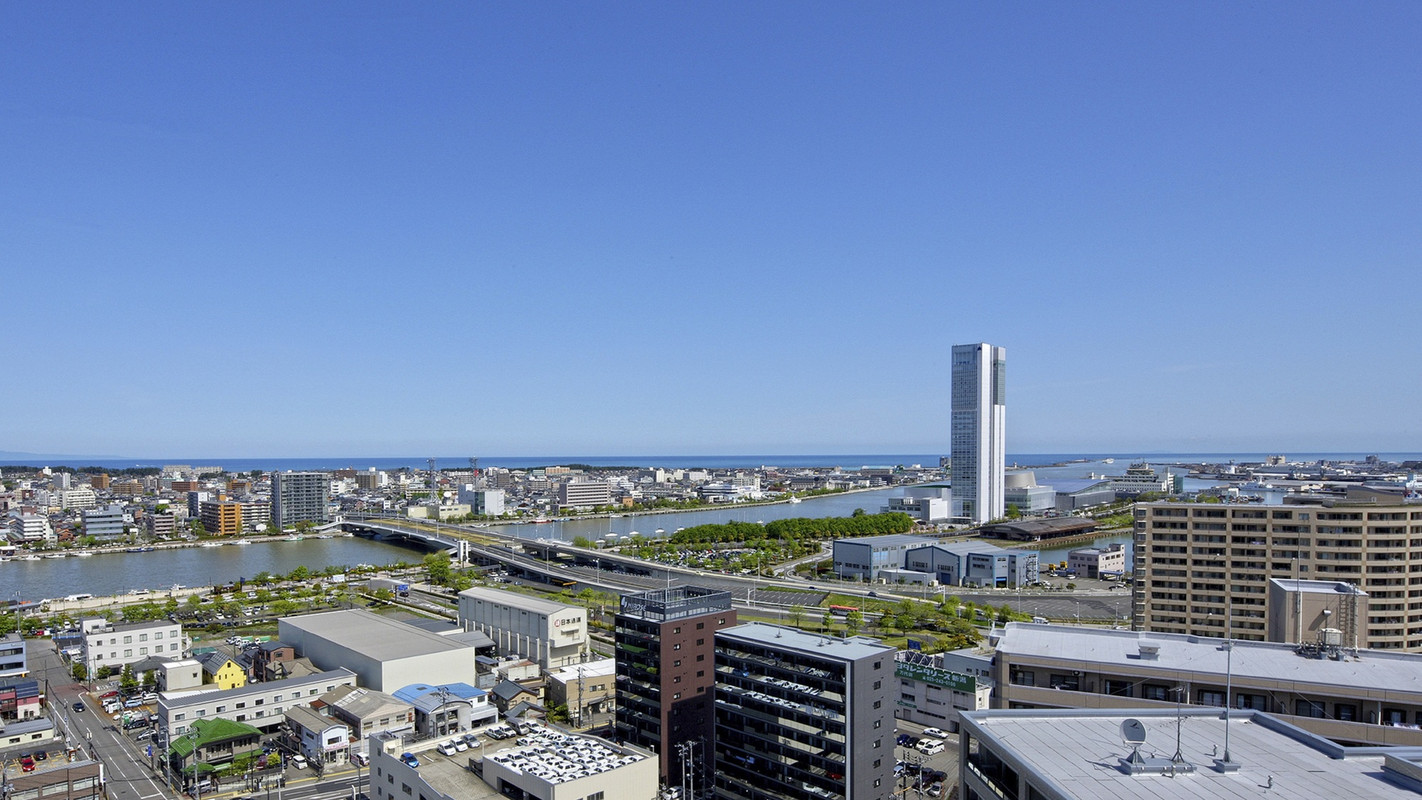 View (high floor, river view)