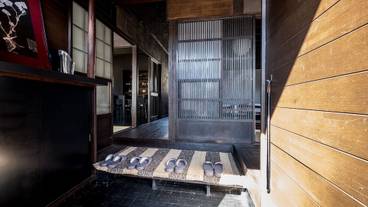 内部エントランス / 2