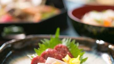 食事・飲み物 / 1