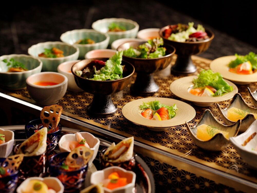 クラブラウンジのカクテルタイム例(フード)