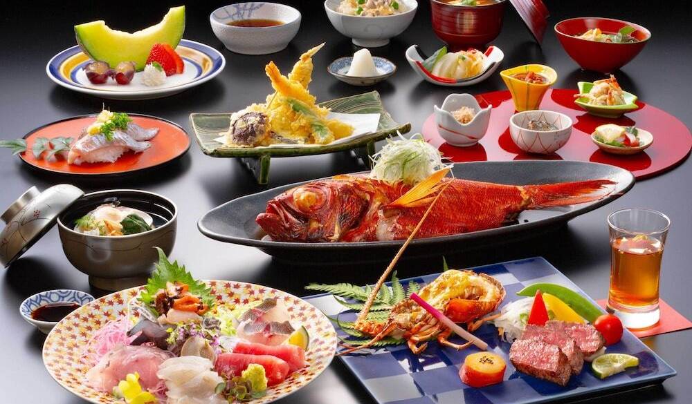 伊豆でしか味わえない
山海の幸を堪能 / 2