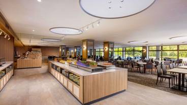 朝食スペース / 9