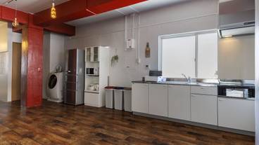 客室内のダイニングエリア / 23