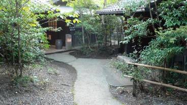 施設の敷地 / 25