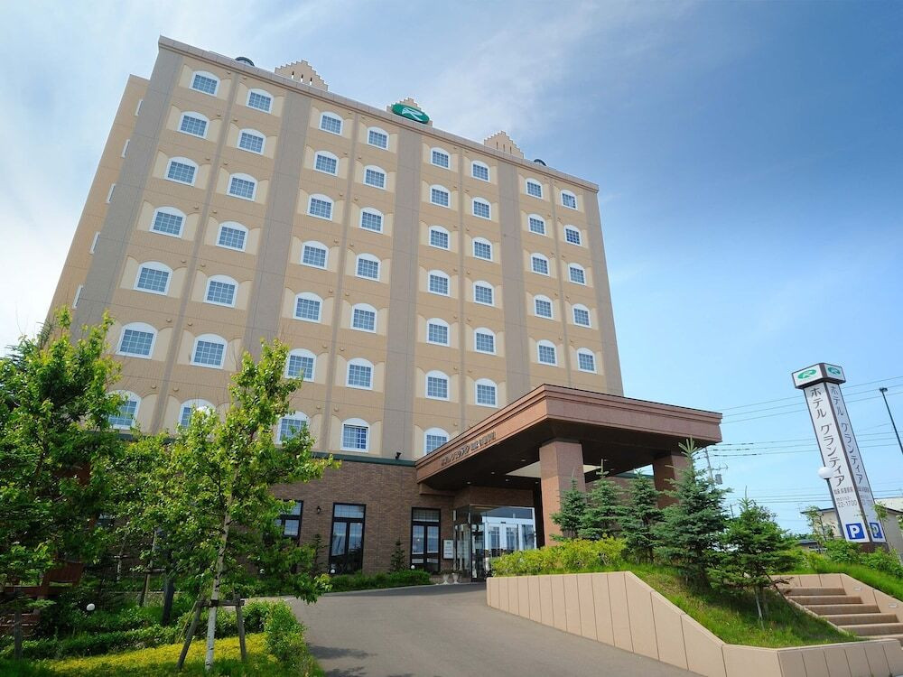 気軽に泊まれるビジネスホテルで、源泉100％かけ流しの温泉を♩3488359