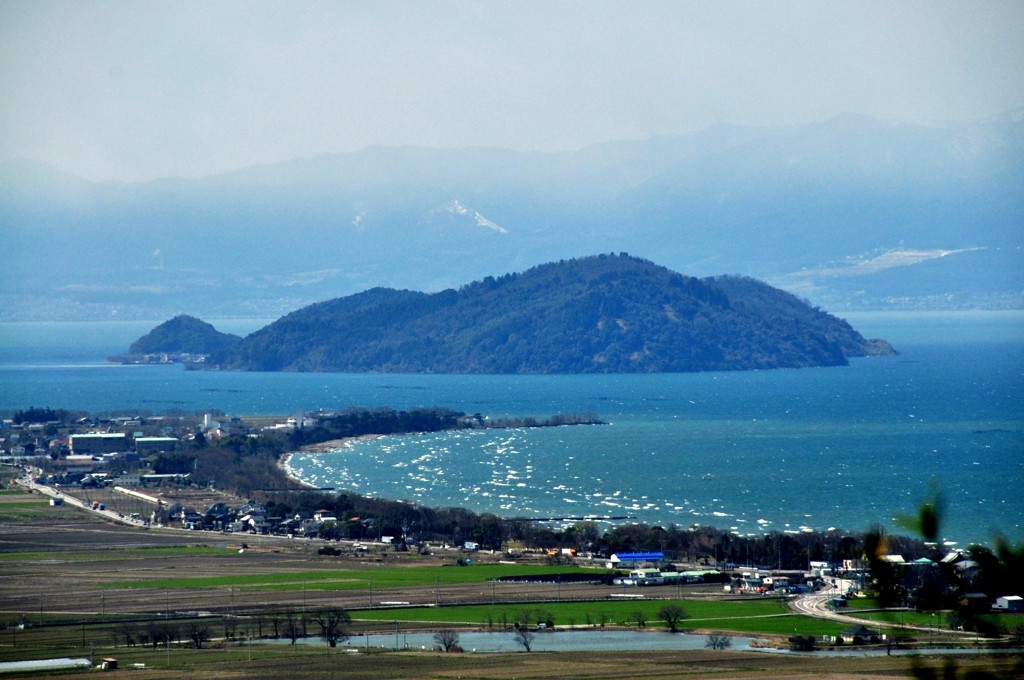 琵琶湖に浮かぶ有人島「沖島」26352