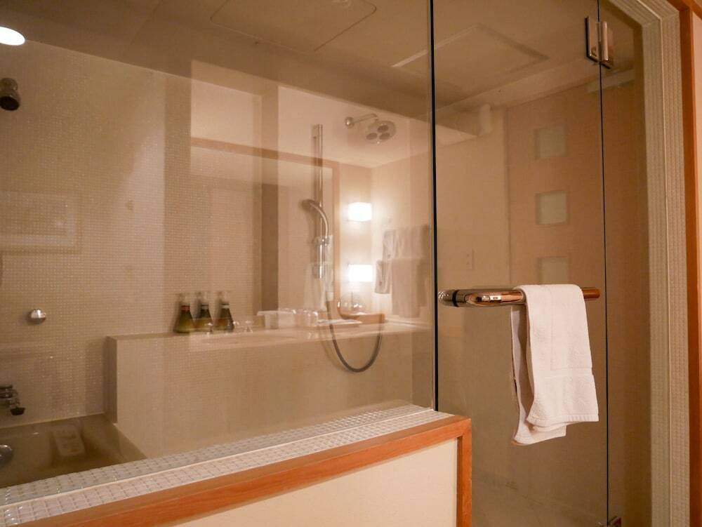 お鷹棟 洋室 バスルーム