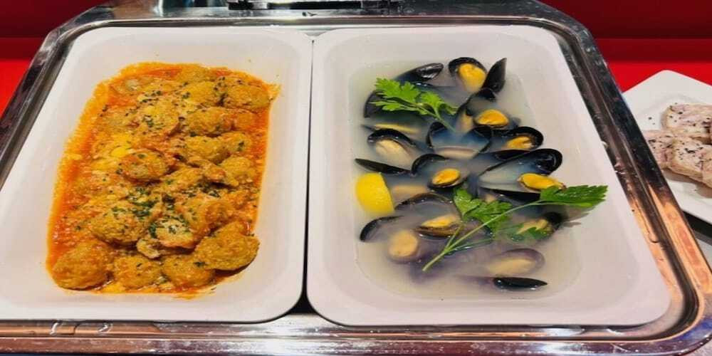 朝食ビュッフェ