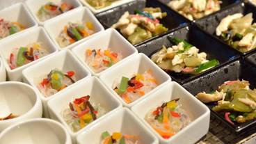 食事・飲み物 / 12