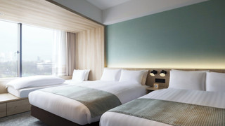 デラックスファミリー　洋室