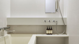 ラグジュアリー デラックス ツイン スタッキングベッド付 禁煙 (バスタブ付き)