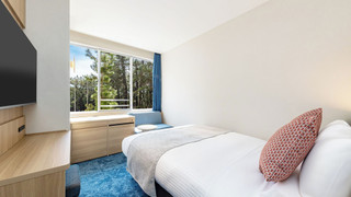 洋室セミダブル（バス付）禁煙