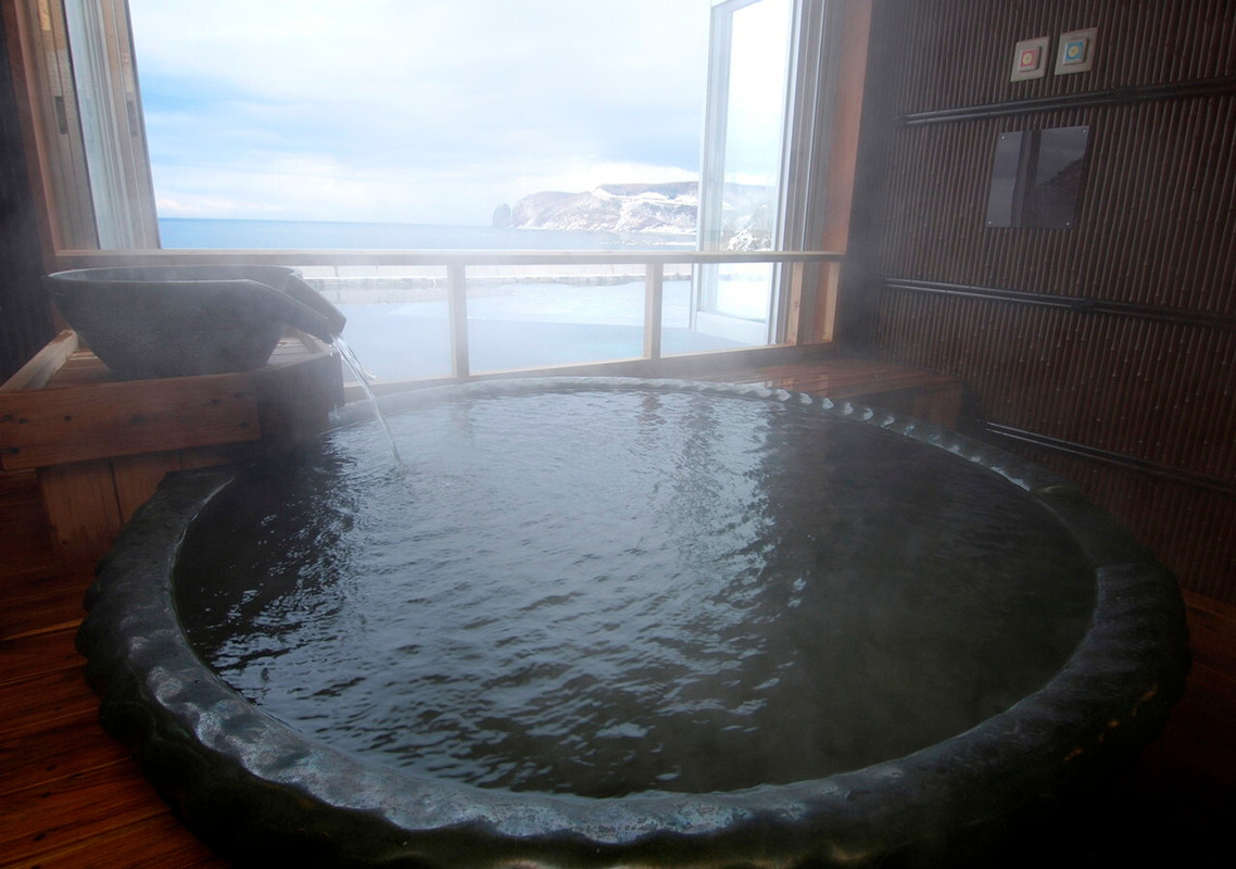客室温泉風呂一例③