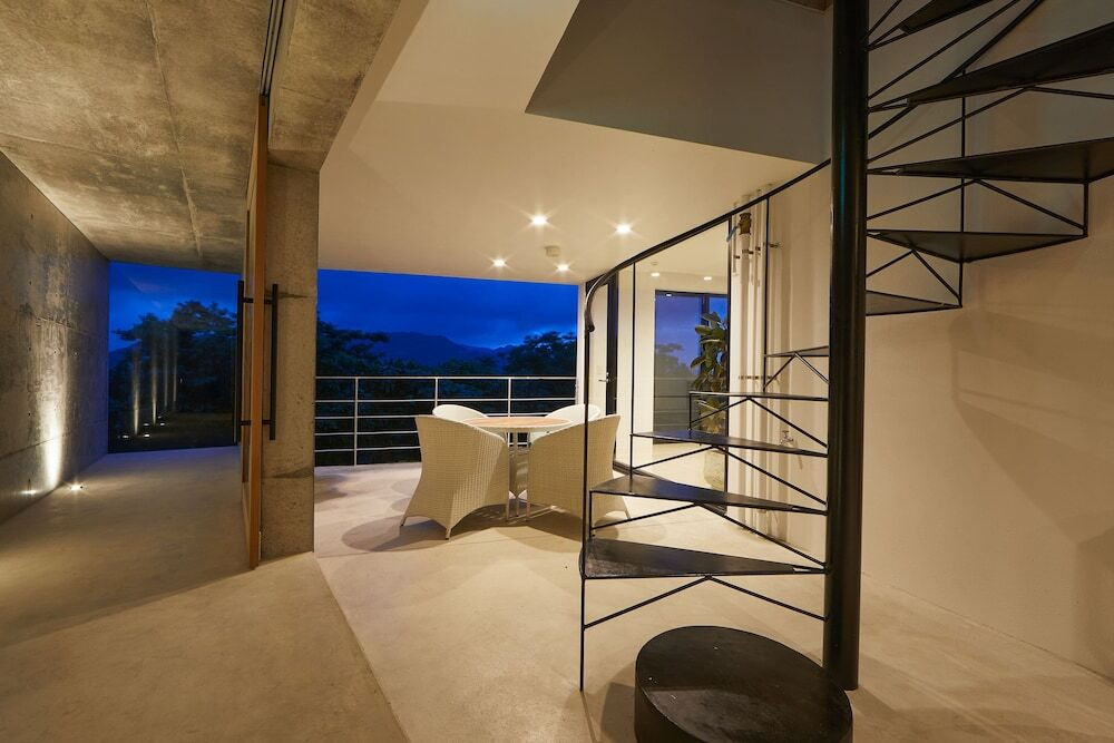 内部エントランス