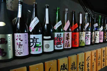 「地酒と料理　高田馬場研究所」 内観 38711330 
