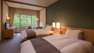 和洋室87平米｜10畳+6畳+洋室ツイン　3間続き [和洋室] [禁煙] [マウンテンビュー]