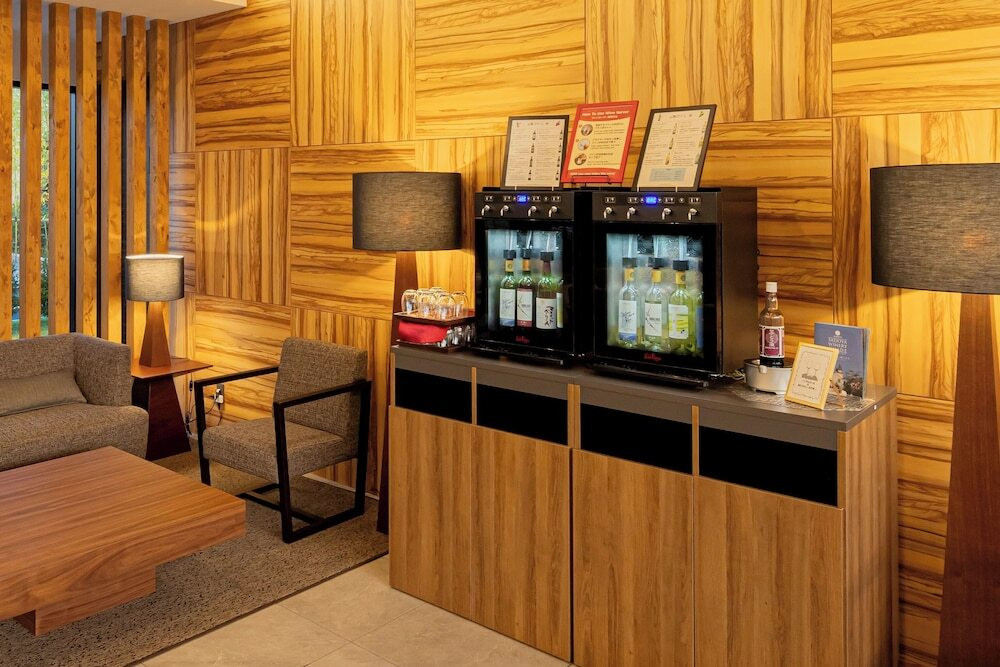 ロビーラウンジ