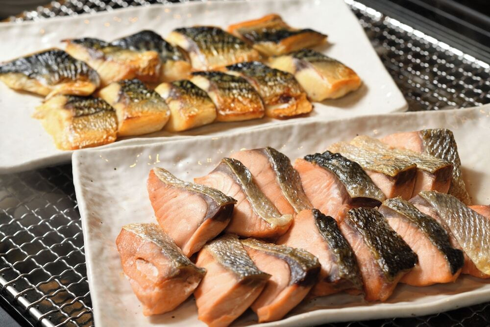 朝食
